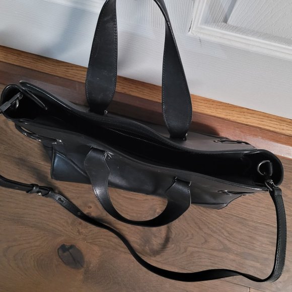 Black USED Marc Jacobs Purse - Picture 3 of 5